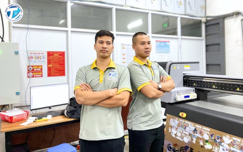 Kỹ thuật viên của Phát Triển Trung Việt
